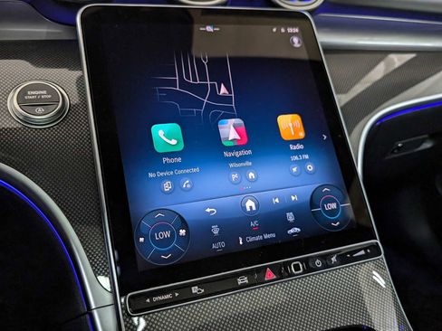 Used 2025 Mercedes-Benz C 300 4MATIC Sedan image 28