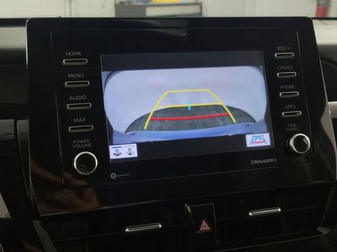 Used 2023 Toyota Camry SE w/ Convenience Package FWD image 21