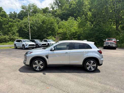 Used 2025 Mitsubishi Outlander Sport ES AWD/4WD image 6