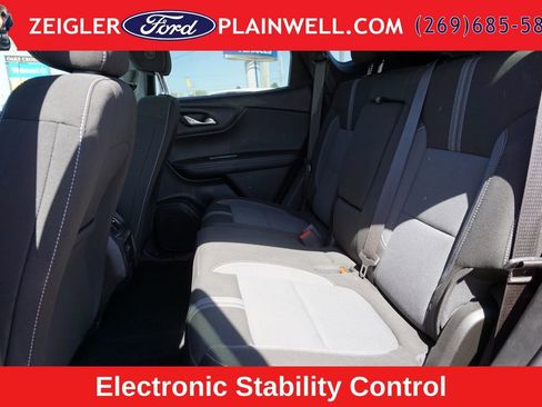 Used 2023 Chevrolet Blazer LT w/ Convenience Package AWD/4WD image 12