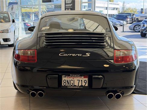 Used 2006 Porsche 911 Carrera S image 6