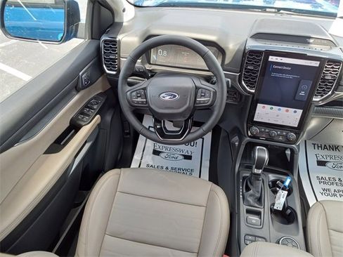 Used 2024 Ford Ranger Lariat w/ Advanced Towing Package image 14