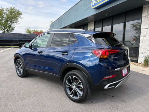 Used 2023 Buick Encore GX Select AWD/4WD image 2