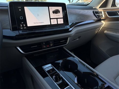 New 2026 Volkswagen Atlas SE image 14