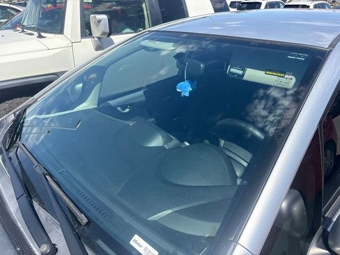 Used 2013 Honda Fit image 3