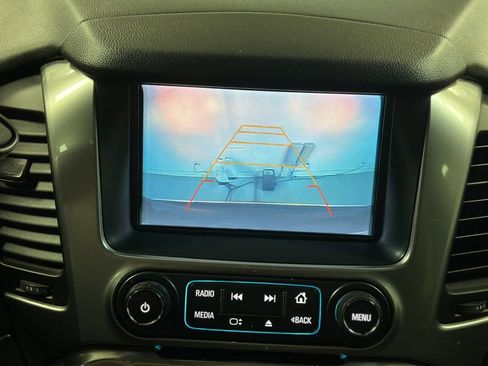 Used 2017 Chevrolet Suburban Premier RWD image 5