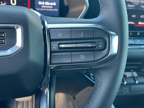 Used 2025 GMC Canyon Elevation w/ Convenience Package image 26