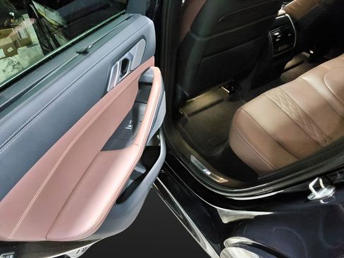 Used 2023 BMW X6 xDrive40i w/ Premium Enhanced Package image 29