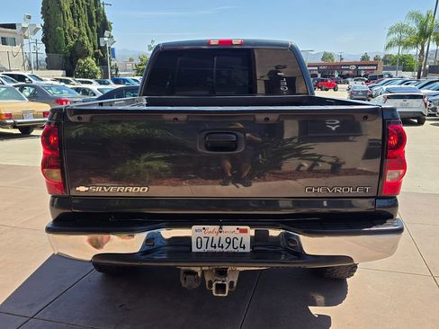 Used 2005 Chevrolet Silverado 1500 LS AWD/4WD image 11