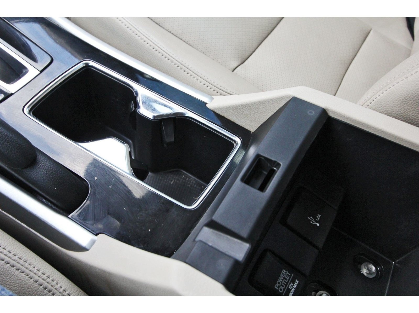 Used 2016 Honda Accord Touring image 28