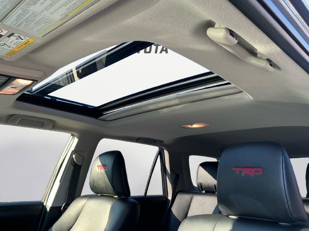 Used 2021 Toyota 4Runner TRD Off-Road Premium w/ Moonroof Package AWD/4WD image 9