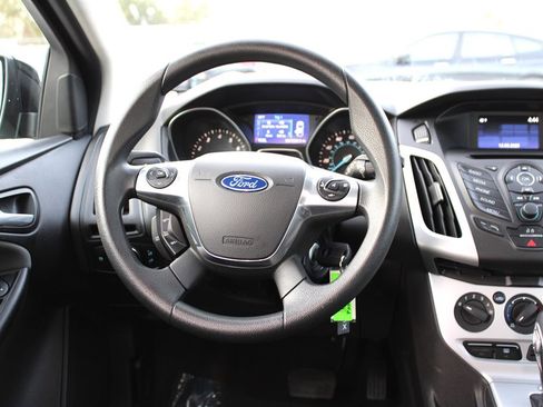 Used 2014 Ford Focus SE image 13