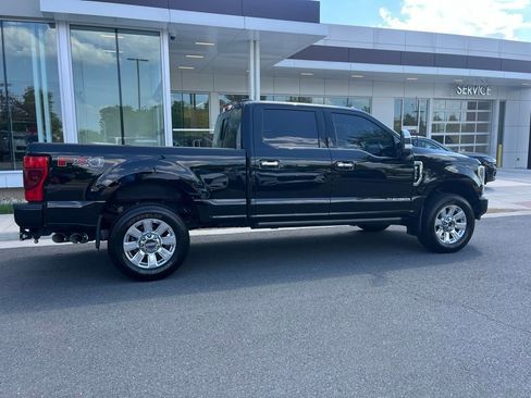 Used 2022 Ford F350 Platinum AWD/4WD image 8