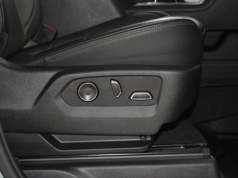 Used 2024 GMC Sierra 2500 Denali w/ Denali Reserve Package image 41