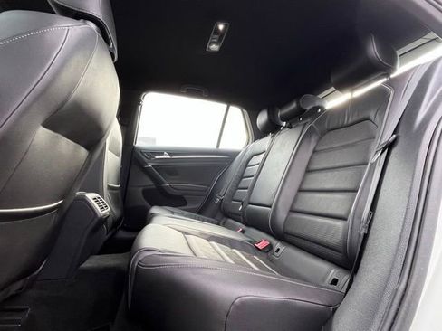 Used 2019 Volkswagen Golf R 4-Door image 12