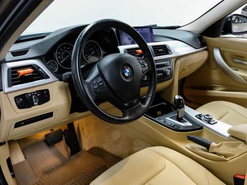 Used 2013 BMW 328i xDrive Sedan image 3