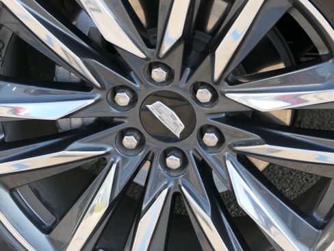 Used 2023 Cadillac Escalade Sport AWD/4WD image 12