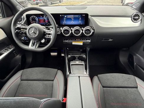 New 2026 Mercedes-Benz GLA 35 AMG 4MATIC image 30