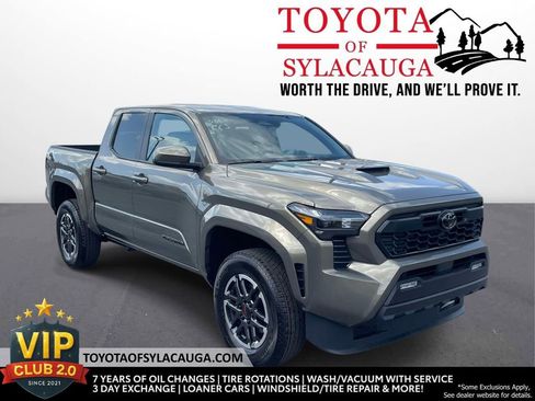 Used 2026 Toyota Tacoma TRD Sport RWD image 1