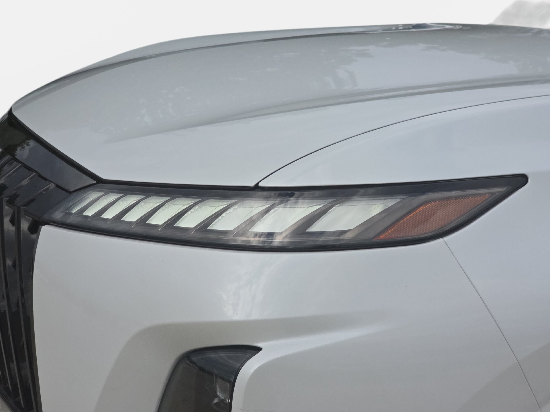 New 2027 INFINITI QX80 Sensory AWD/4WD image 30