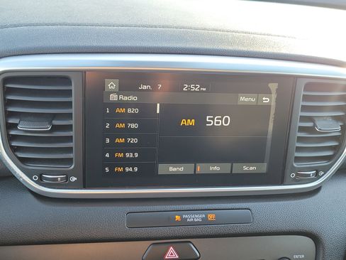 Used 2021 Kia Sportage LX w/ LX AWD Popular Package image 25