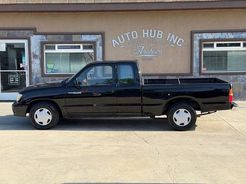 Used 1998 Toyota Tacoma 2WD Xtracab image 6
