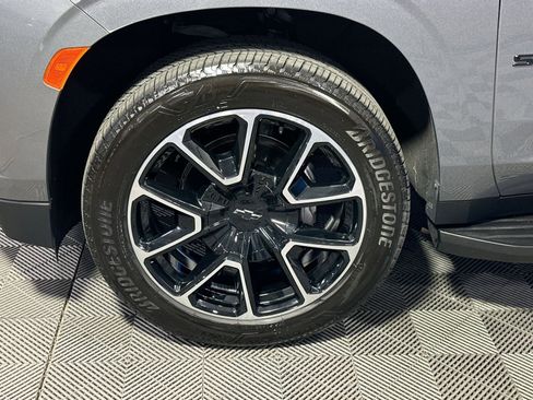 Used 2021 Chevrolet Suburban RST image 11