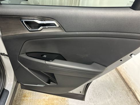 Used 2024 Kia Sportage X-Pro image 30