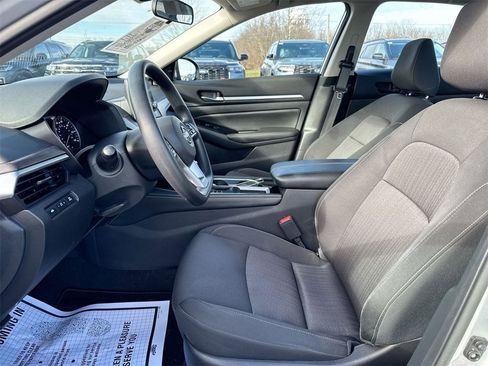 Used 2023 Nissan Altima 2.5 SV image 18