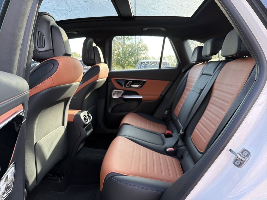 New 2026 Mercedes-Benz GLC 43 AMG 4MATIC image 13