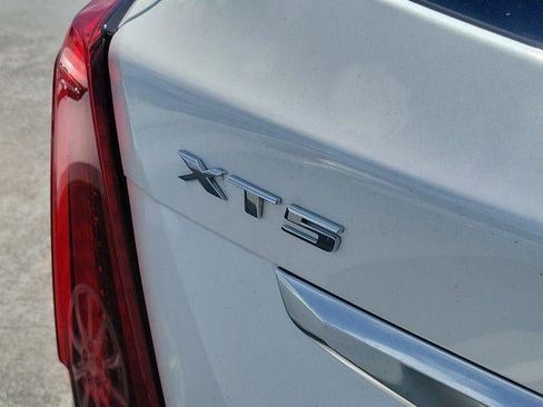 Certified 2023 Cadillac XT5 Premium Luxury w/ Technology Package FWD image 7