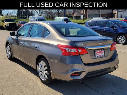 Used 2016 Nissan Sentra SV image 3