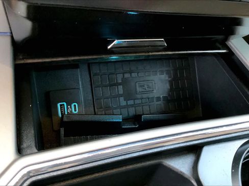 Certified 2022 Ford F250 Lariat w/ Lariat Ultimate Package image 28