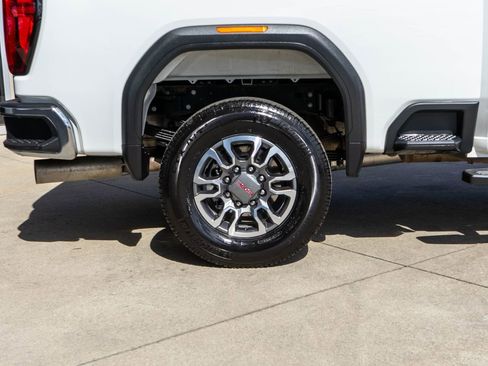 Used 2025 GMC Sierra 3500 SLE image 34