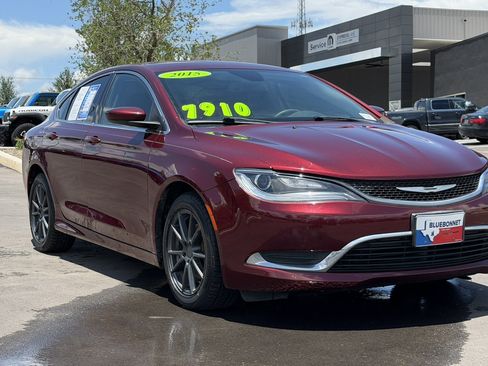 Used 2015 Chrysler 200 Limited w/ Convenience Group FWD image 3