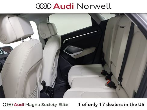 Used 2023 Audi Q3 2.0T Premium w/ Convenience Package AWD/4WD image 22