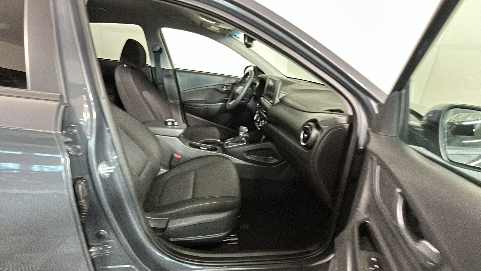 Certified 2023 Hyundai Kona SEL FWD image 39