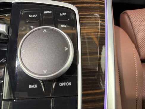 Used 2026 BMW X5 xDrive40i w/ Premium Package image 39