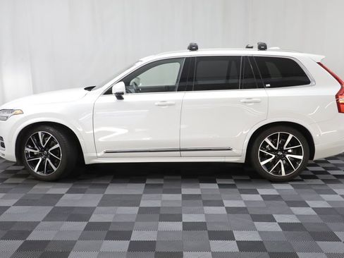 Used 2024 Volvo XC90 B6 Ultimate w/ Protection Package Premier AWD/4WD image 4