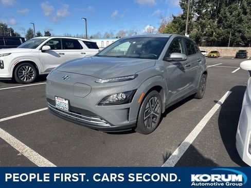 Certified 2023 Hyundai Kona SE image 1