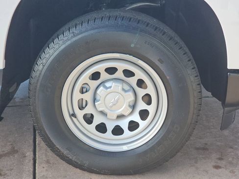 New 2026 Chevrolet Silverado 1500 W/T w/ WT Value Package image 38