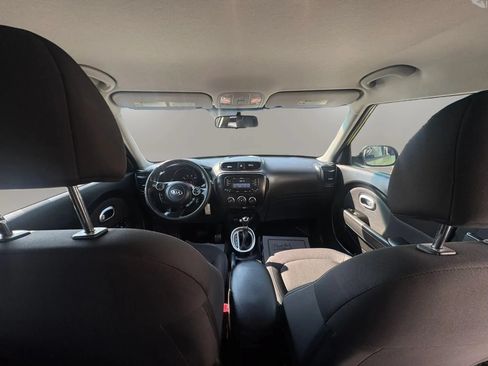Used 2019 Kia Soul FWD image 15