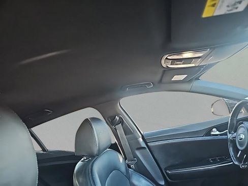 Used 2021 Kia Stinger GT-Line image 36