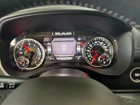 Used 2022 RAM 1500 Laramie AWD/4WD image 22