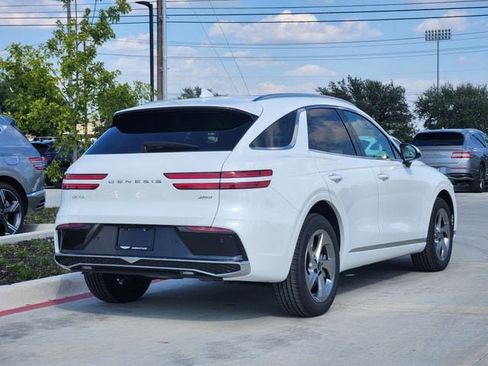 Used 2026 Genesis GV70 2.5T Select AWD/4WD image 3