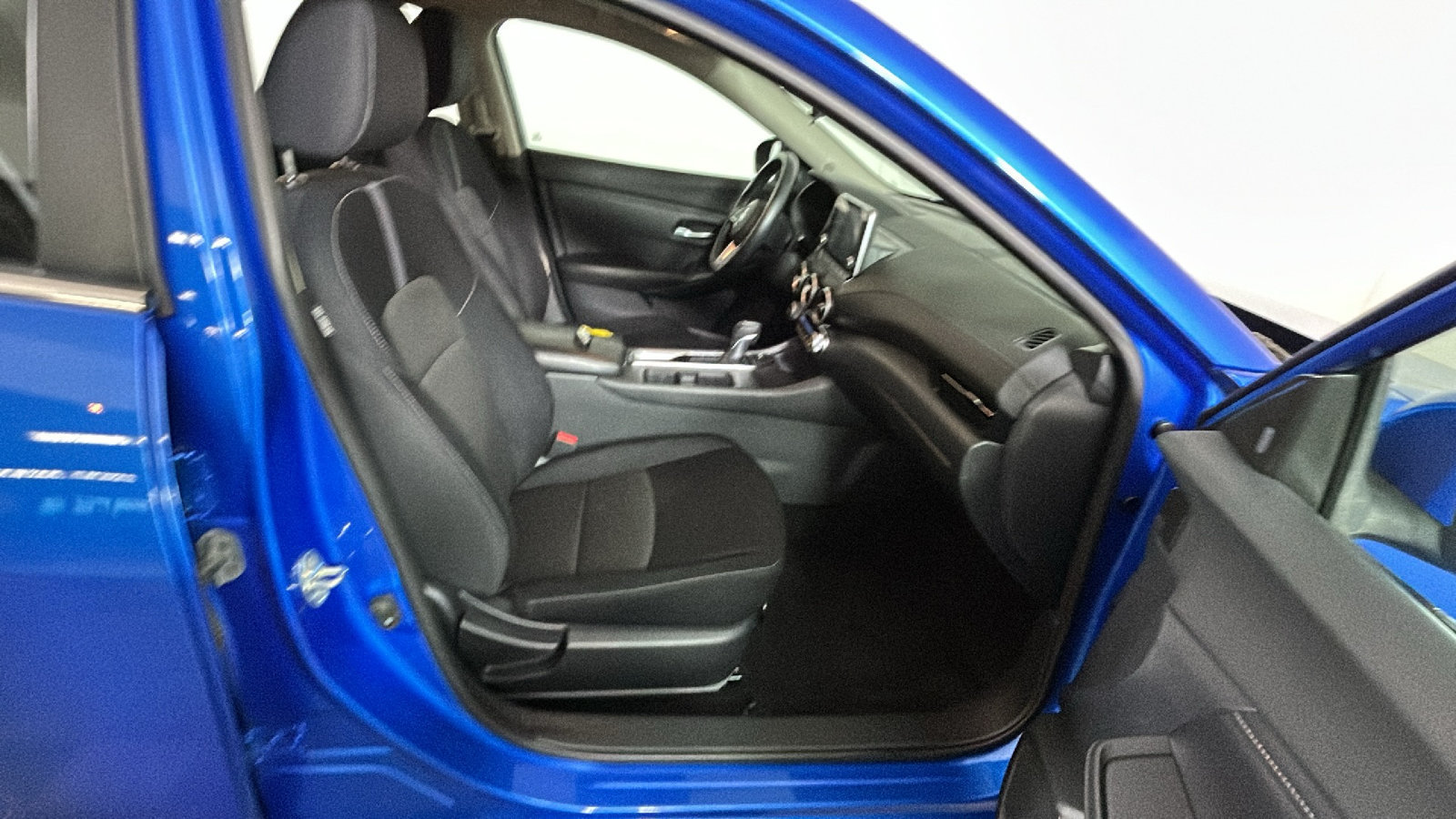 Used 2020 Nissan Sentra SV FWD image 36