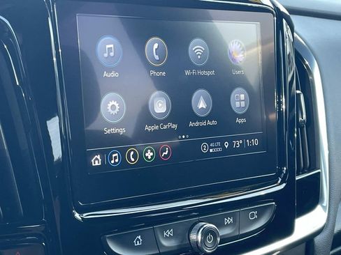 Used 2022 Chevrolet Traverse LT image 21