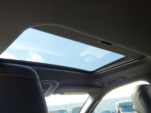 Certified 2024 Jeep Grand Cherokee Altitude image 25