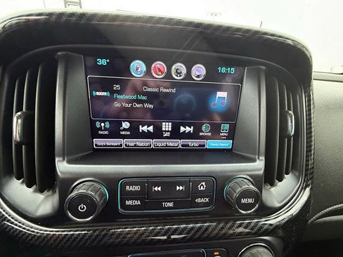 Used 2017 GMC Canyon SLE w/ Nightfall Edition image 23