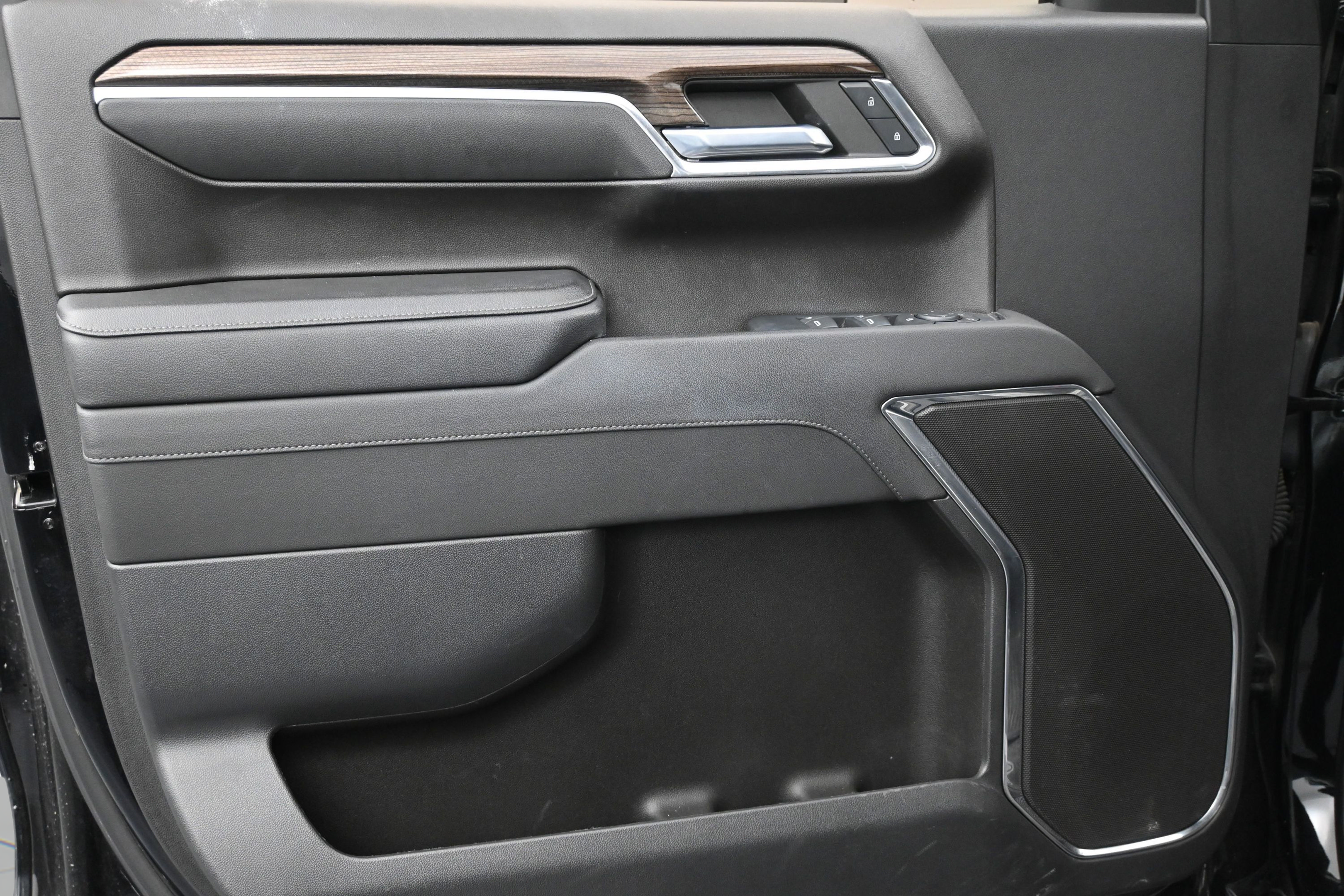 Used 2023 Chevrolet Silverado 1500 LT RWD image 11